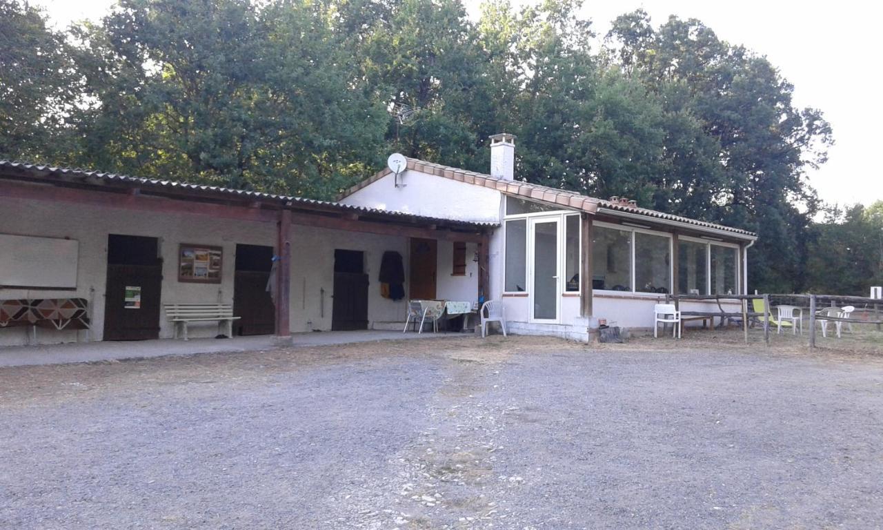 Ferme Equestre Des Abrons Villa Pailloles Eksteriør bilde