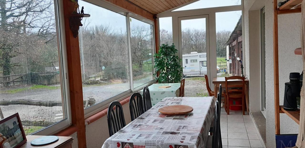 Ferme Equestre Des Abrons Villa Pailloles Eksteriør bilde
